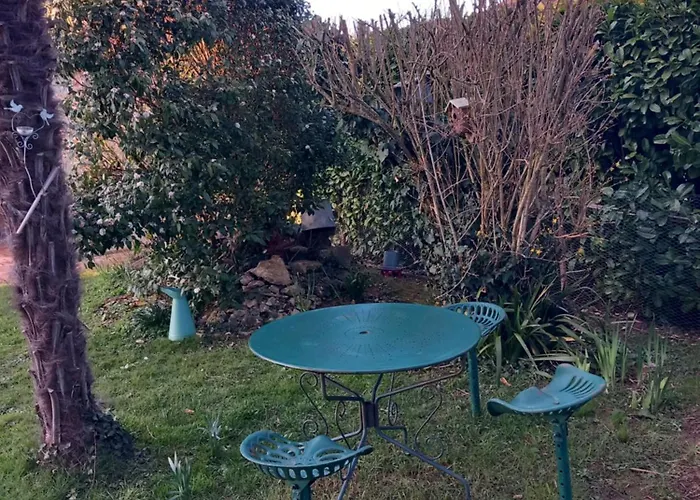 Les 2 Palmiers Kwatera prywatna *